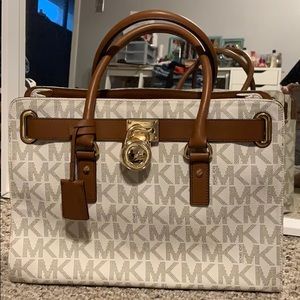 MICHAEL KORS PURSE